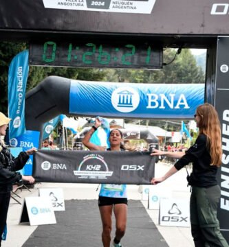 Rosa Godoy y Jonathan Castillo triunfan en el Sudamericano de Trail en Villa La Angostura