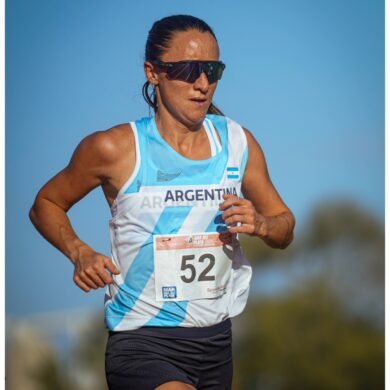 Florencia Borelli conquista la plata en los 10.000 metros femeninos