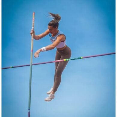 Aldana Garibaldi conquista el bronce en salto con garrocha en Mar del Plata