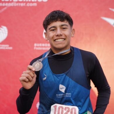 Manuel Vilela conquista el decatlón U18 con autoridad