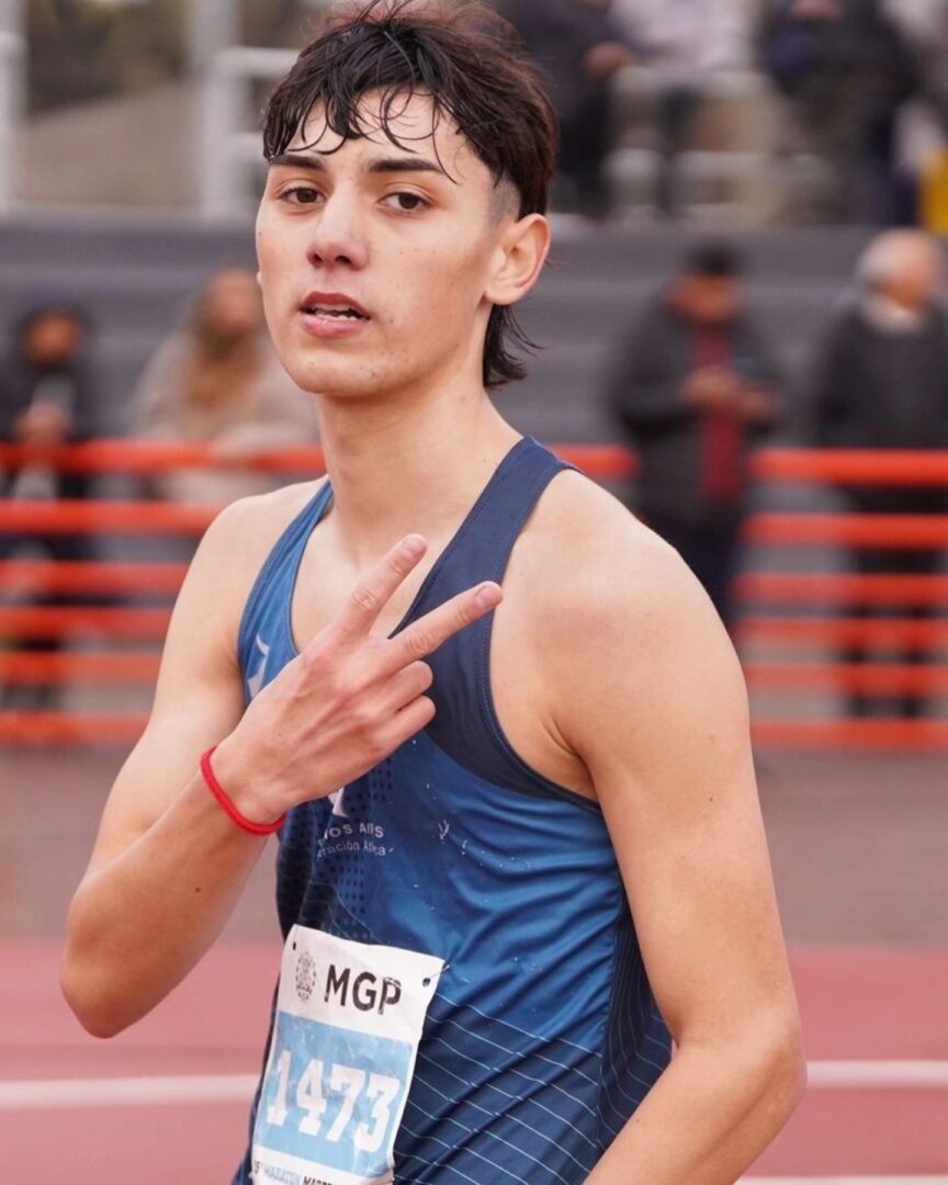 Santino Reynoso se consagra campeón nacional U18 en marcha