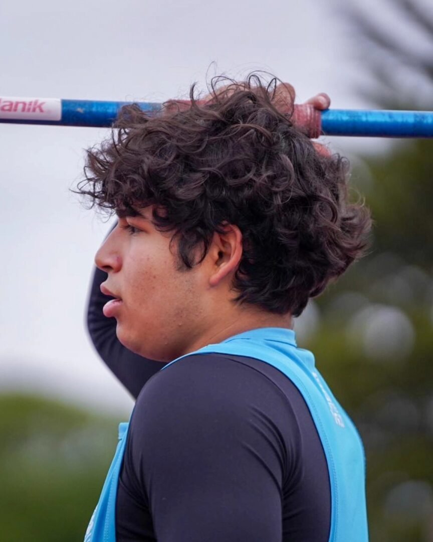 Nicolás Ravassa lanza hacia la gloria con 64.29 m