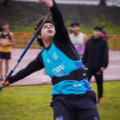 Nicolás Ravassa lanza hacia la gloria con 64.29 m