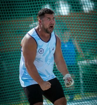 Joaquín Gómez brilla en Halle junto a la élite mundial