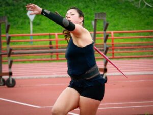 Copas de lanzamientos y saltos en San Guillermo: Rosas y Martina
