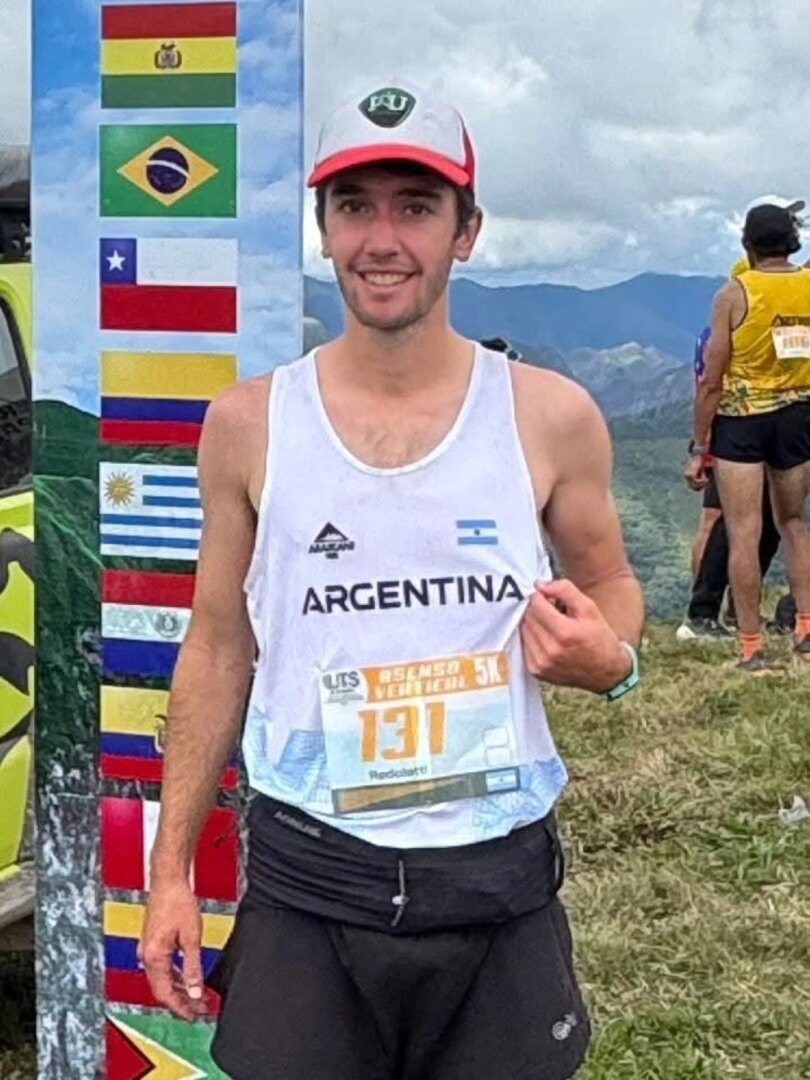 Juan Ignacio Redolatti gana kilómetro vertical en Sudamericano de Montaña