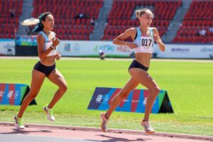 Zoe Gorski e Irene Pernía dominan 3.000 metros en Juegos Sudamericanos U18 Panamá